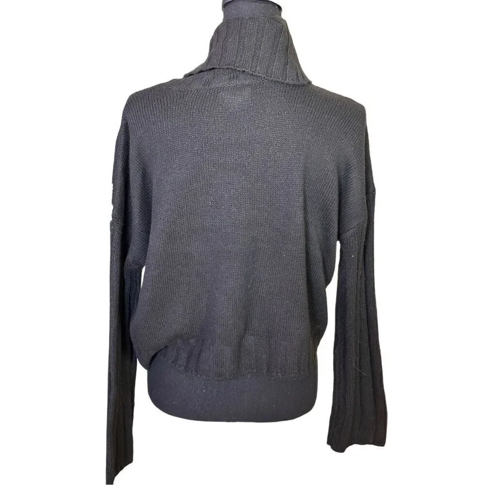 NWT SO Black, Pink & White Long Sleeved Cropped Textured Cowl Neck  Turtleneck A